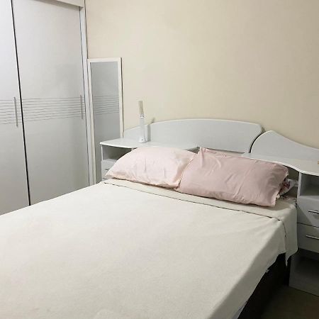 Apartamento Quadra Da Praia De Copacabana Рио де Жанейро Екстериор снимка