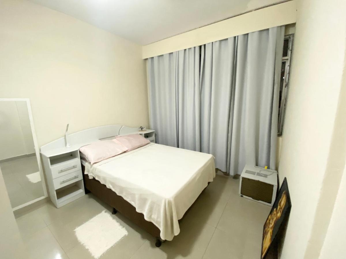 Apartamento Quadra Da Praia De Copacabana Рио де Жанейро Екстериор снимка